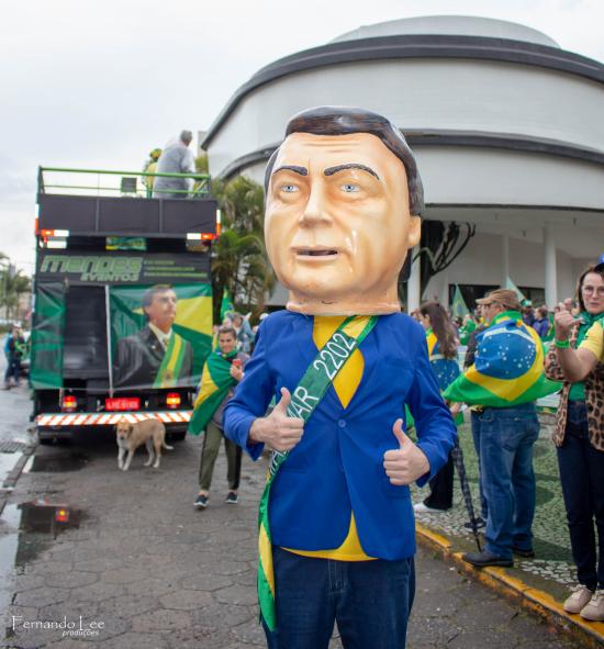 Presidente Bolsonaro - Passeata em Tubarão, SC....