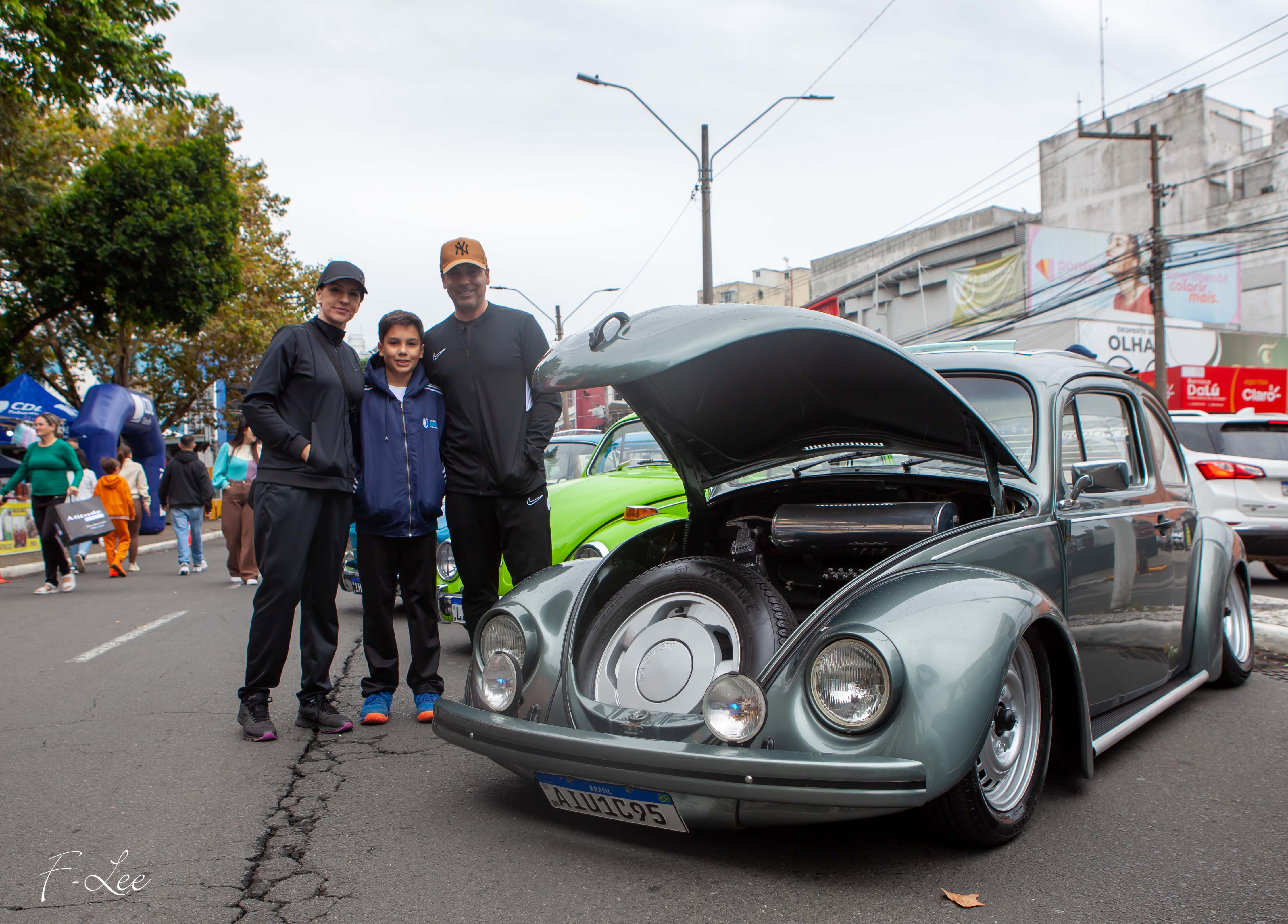 Exposição de carros antigos, Dia D - CDL Tubarão