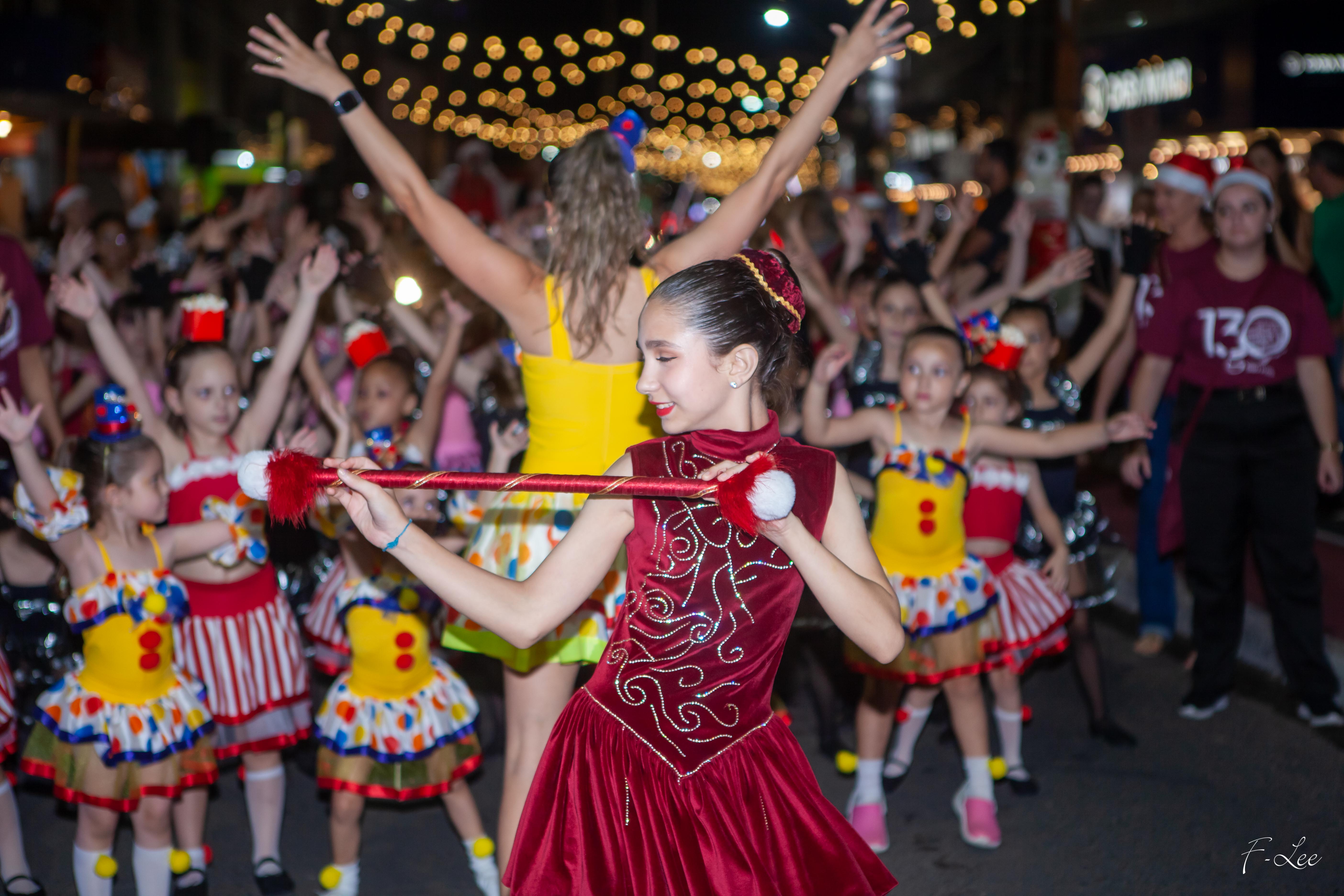 Lindo! Todos no Natal Tubarão Luz 2025 😉... 💫