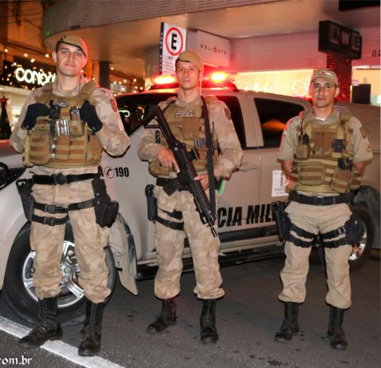 PolÃ­cia Militar Tubarão: operação natal