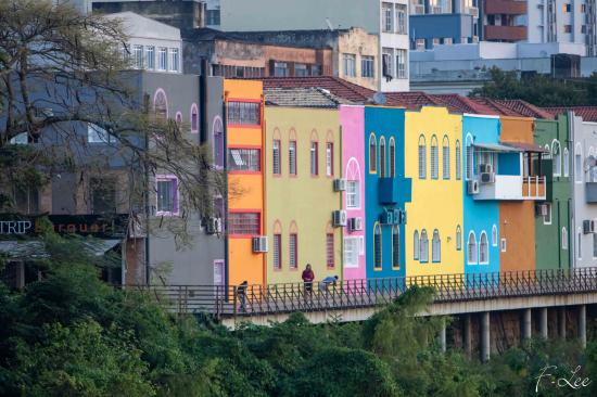 Tubarão, SC: arquitetura constratada 
