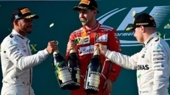 Vettel supera Hamilton na F1